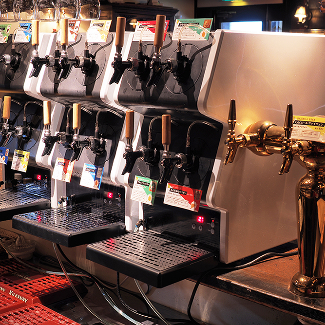 THE DRINK STATION ドリンクステーション クラフトビール12種類が飲み放題&食べ放題が楽しめる酒場 THE DRINK STATION ドリンクステーション クラフトビール12種類が飲み放題&食べ放題が楽しめる酒場