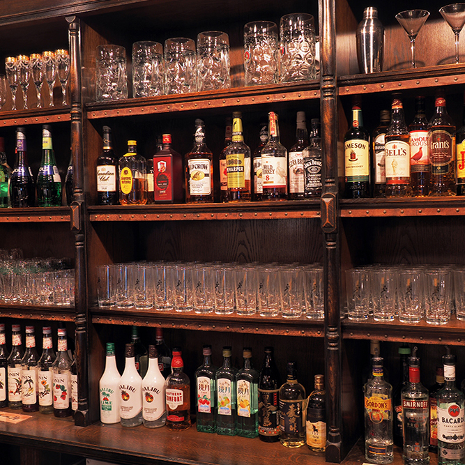 THE DRINK STATION ドリンクステーション クラフトビール12種類が飲み放題&食べ放題が楽しめる酒場 THE DRINK STATION ドリンクステーション クラフトビール12種類が飲み放題&食べ放題が楽しめる酒場